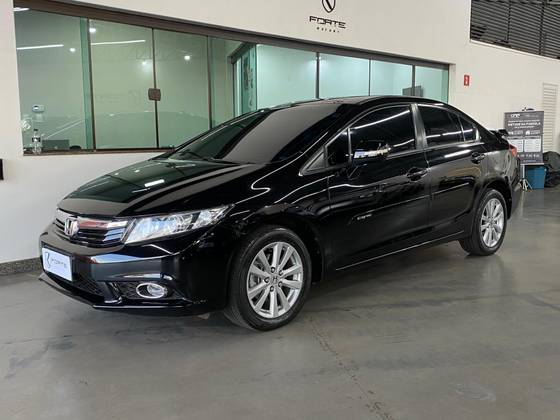 HONDA CIVIC 2.0 LXR 16V FLEX 4P AUTOMÁTICO HONDA CIVIC 2.0 LXR 16V FLEX 4P AUTOMÁTICO